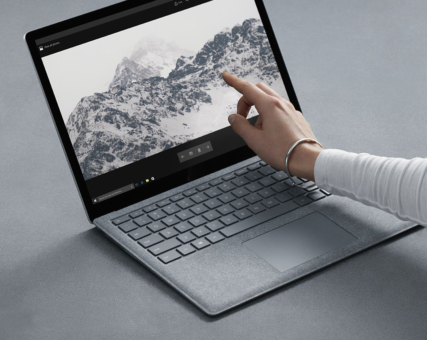 Microsoft Scroll with your finger